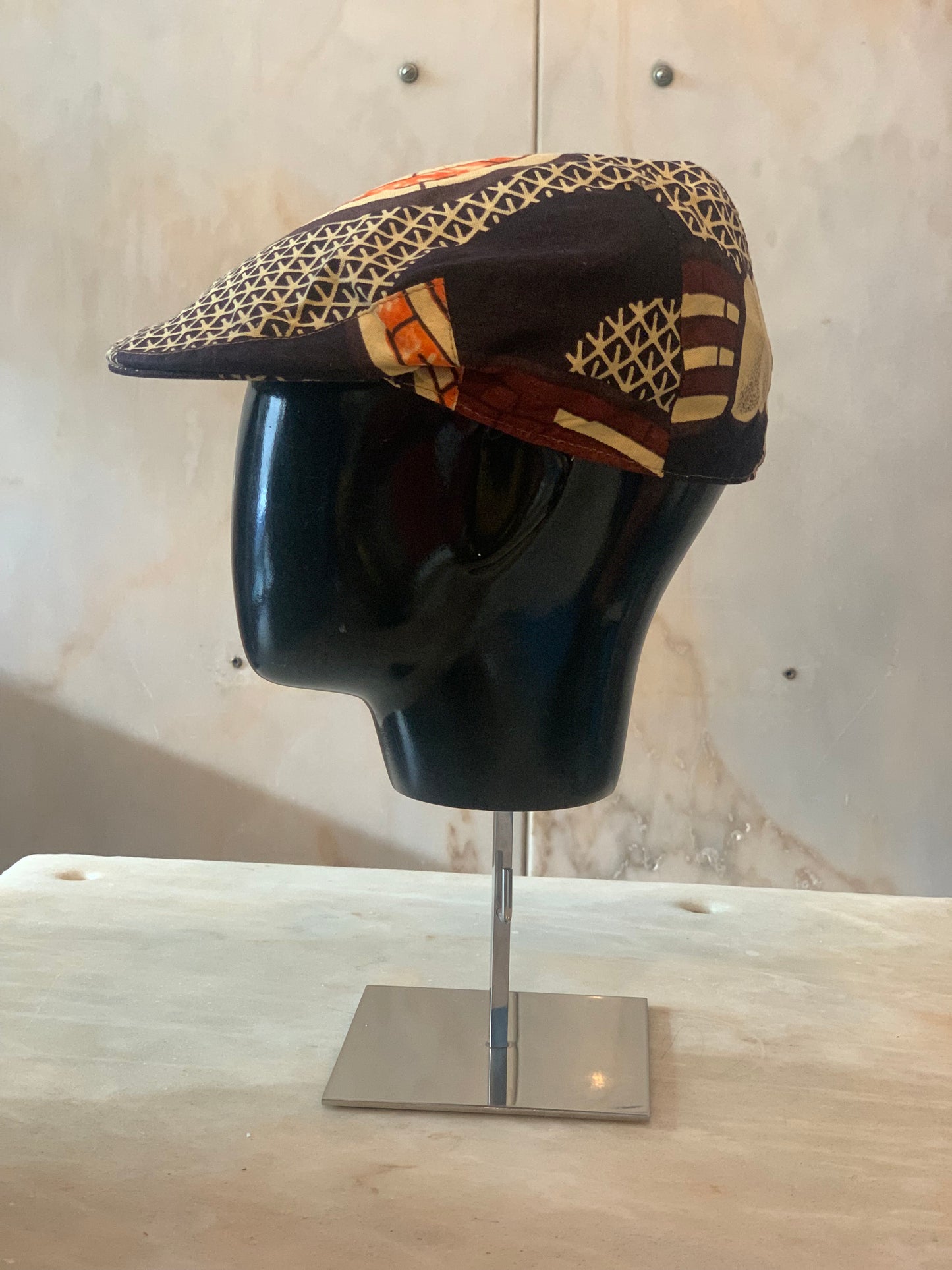 Boina Castanha e Laranja Geométrica